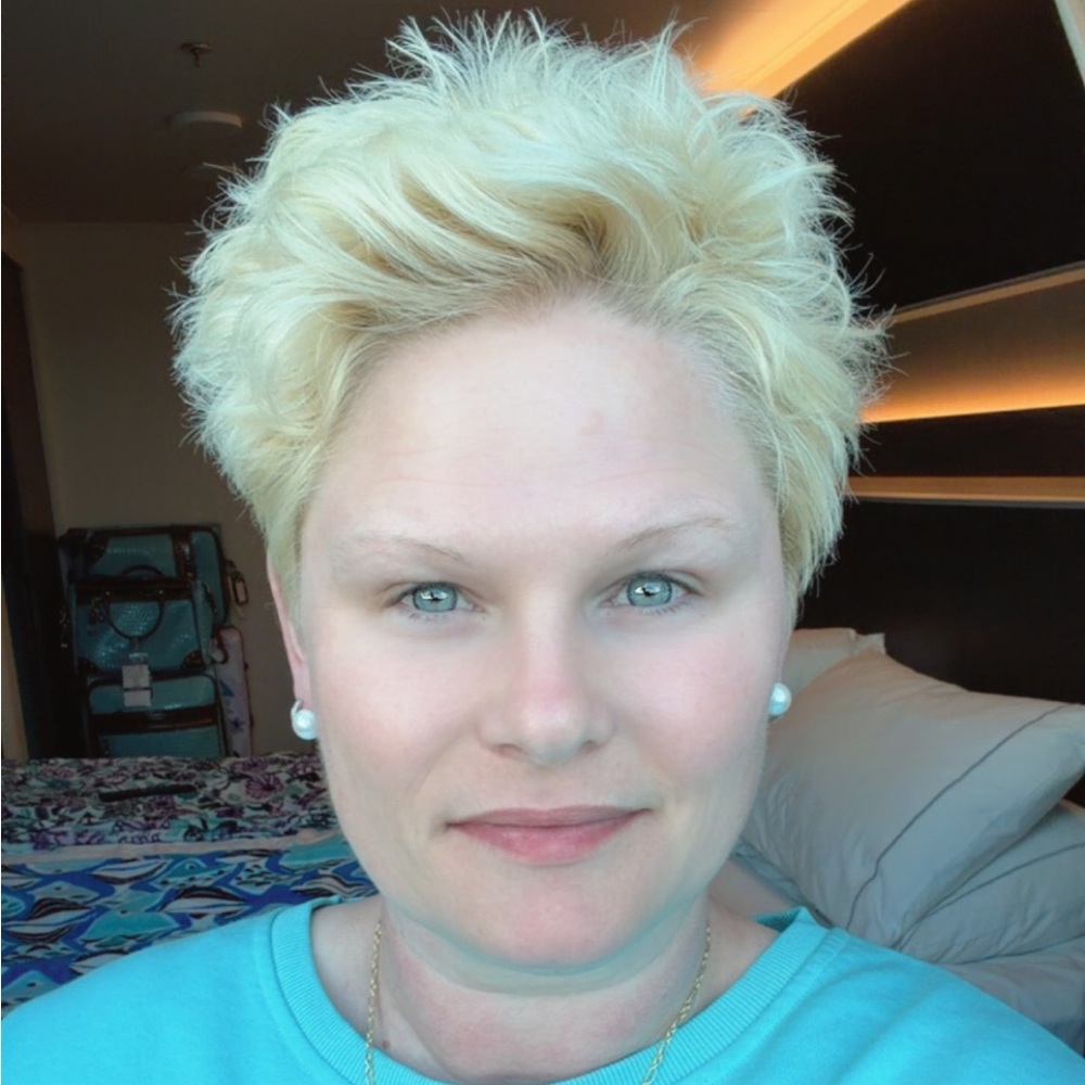 Meet your Posher, Misti